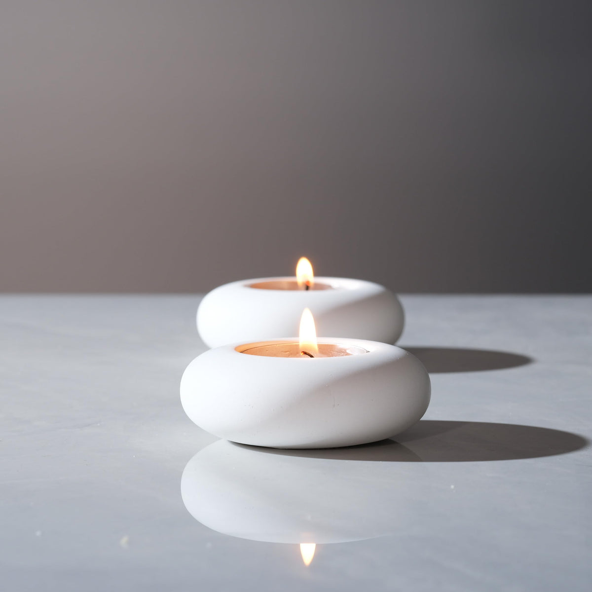 ICNBUYS Handmade Decorative Pebble Tealight Candle Holder - Handcrafted Home Decor Accent for Calming Earthy Aesthetic White Cement Diameter 3 Inches Set of 2