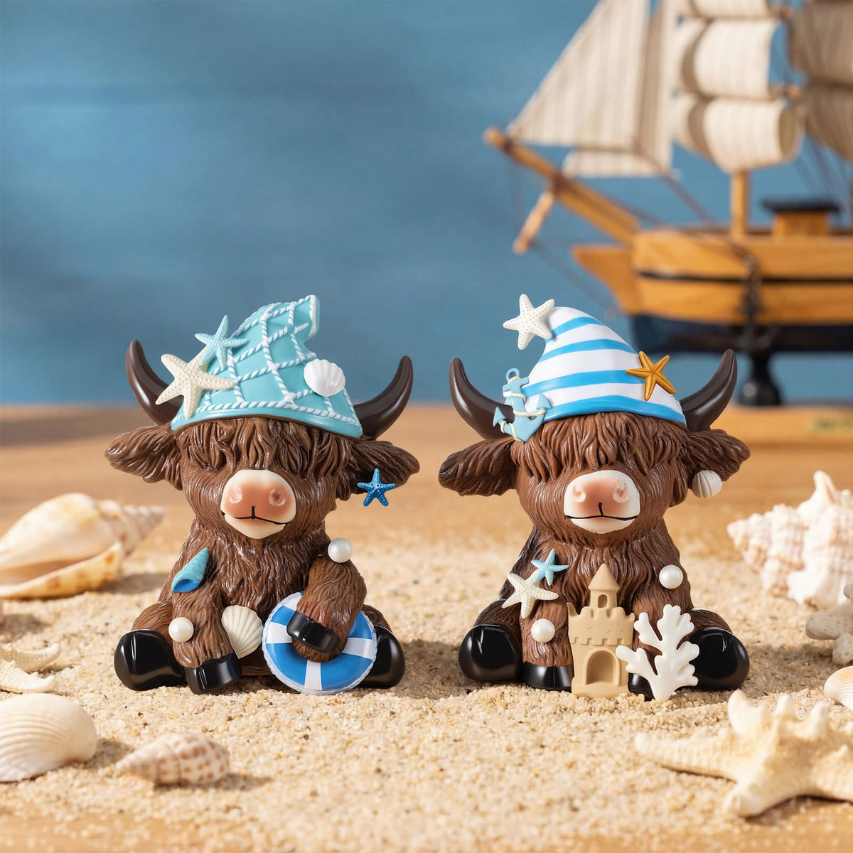 Karenhi 2 Pcs Coastal Farmhouse Home Decor, Summer Ocean Highland Cow Figurines with Anchor, Starfish, Shell and Coral, Nautical Beach Figurines for Home Table Shelf Decoration