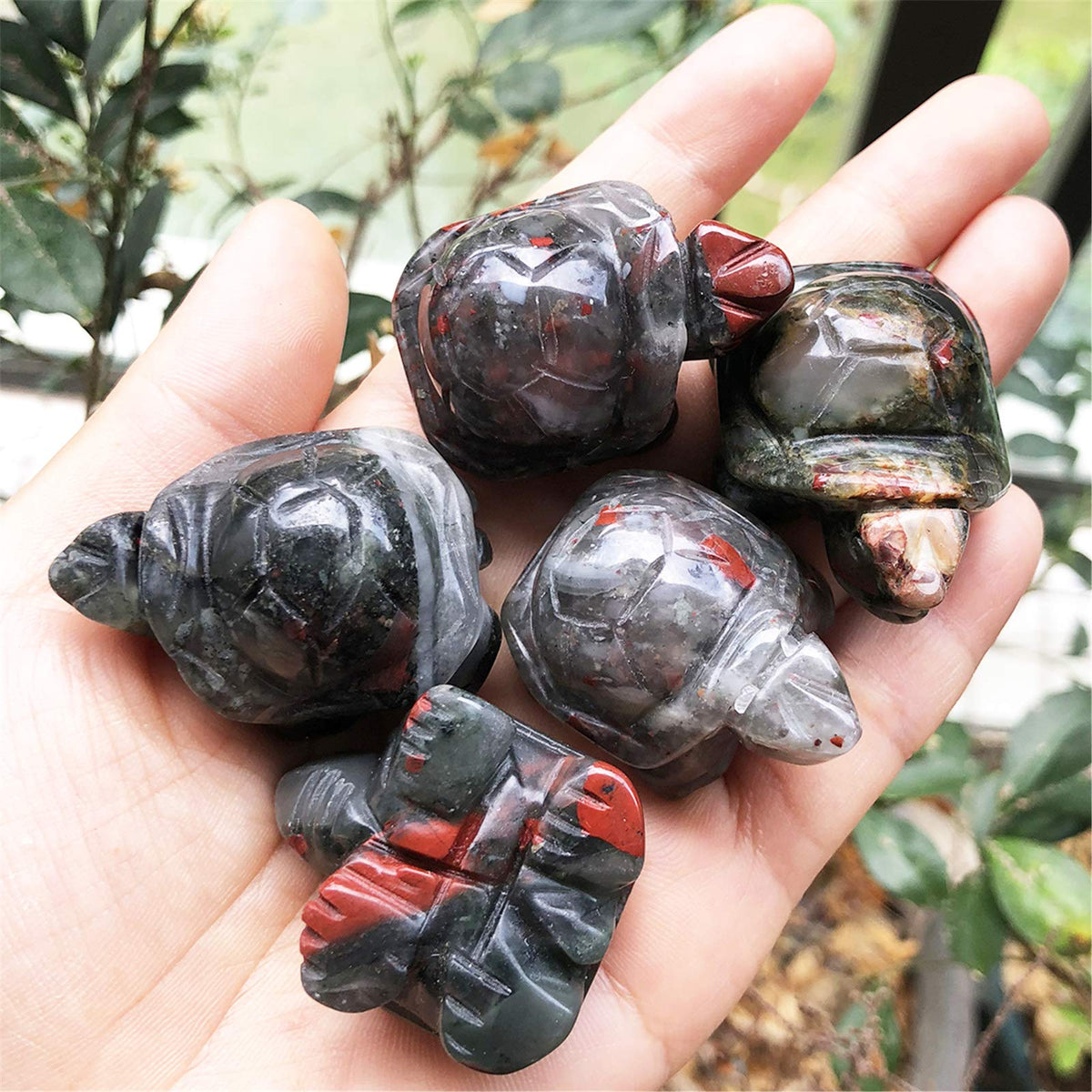 Fekuar Africa Bloodstone Stone Turtle Statue, Hand Carved Tortoise Animal Collectible Sculpture Fengshui Healing Crystal 1.5"(40mm)