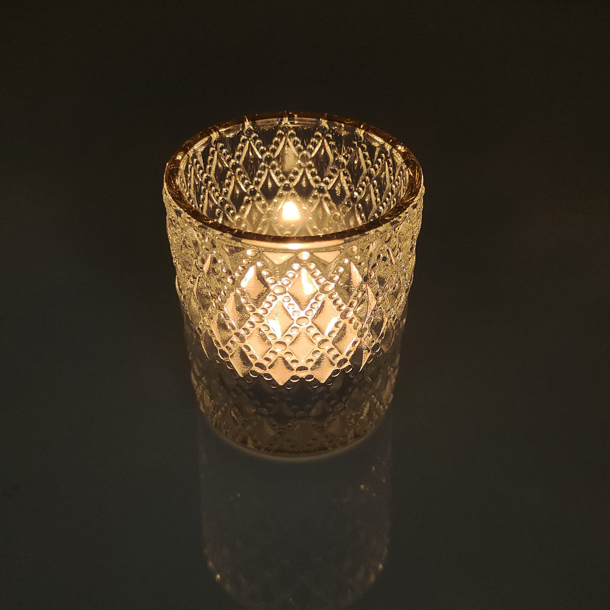 SHMILMH Clear Votive Candle Holders, Glass Tealight Candle Holders Bulk with Rim for Wedding Table Centerpiece Birthday Party Thanksgiving Decor, Set of 12