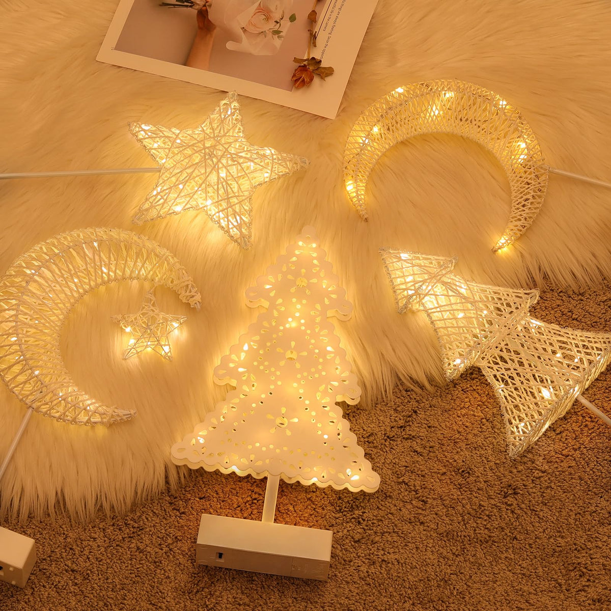 Lewondr Decorative Table Lamp, Christmas Moon Star Ramadan Desk Lamp Battery Powered Warm LED Crescent Light for Xmas Home Bedroom Bedside Desktop Nightstand Decoration, White
