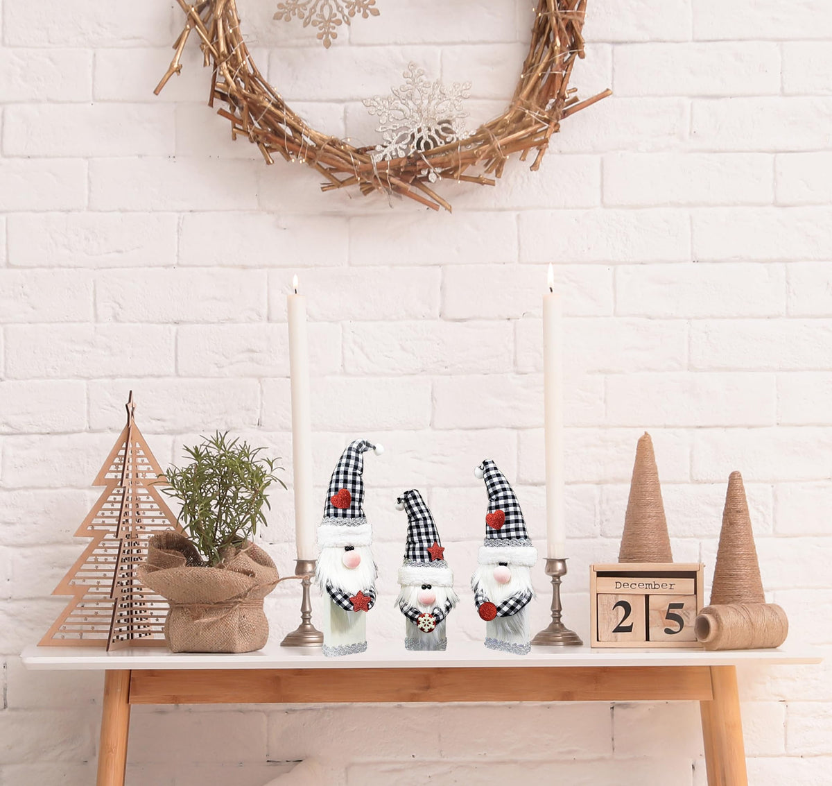 CYNOSA 3Pcs Cute Christmas Gnomes Table Signs Christmas Decorations for Home Winter Rustic Gnomes Tabletop Centerpieces Block Signs for Xmas Holiday Party Indoor Home Decor