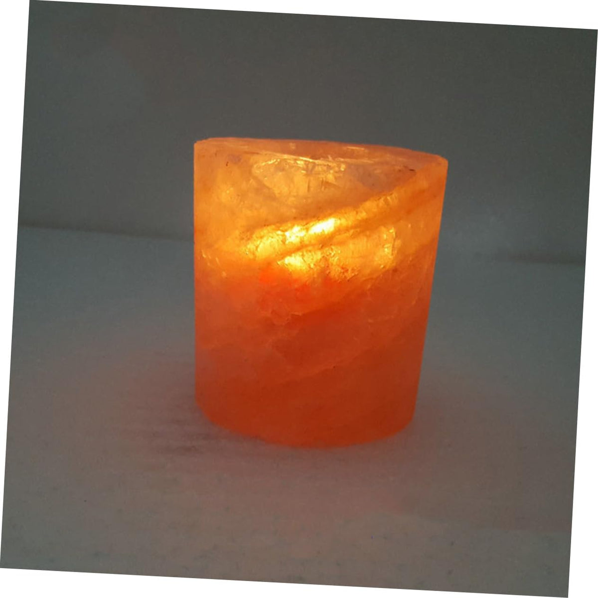 JECOMPRIS Himalayan Salt Candle Holder Elegant Table Centerpiece for for Home Decoration and Cozy Ambiance