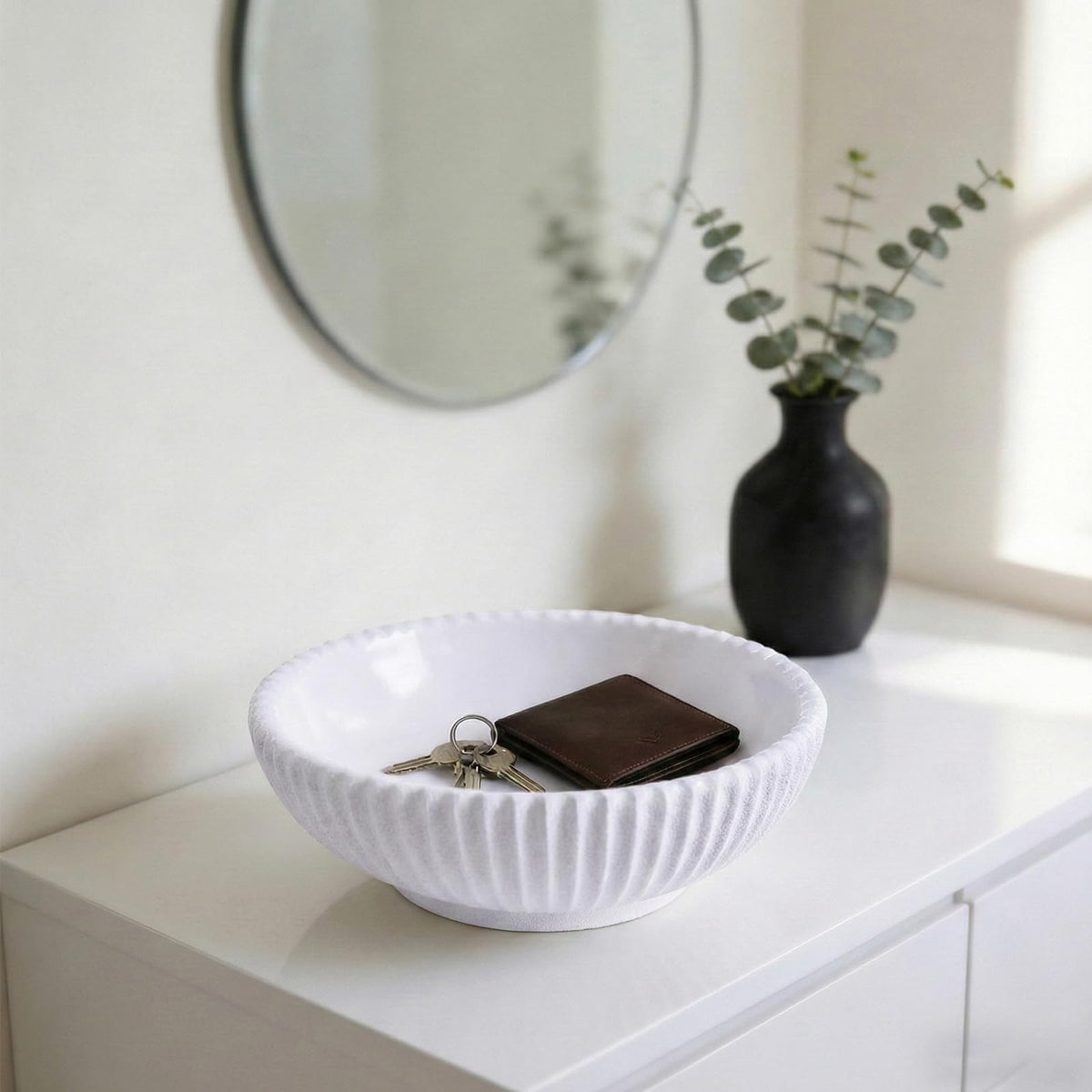 LINYTHER Large Decorative Fruit Bowl for Kitchen Counter or Table, Key Holder Bowl for Entryway Table, Bread Candy Snack Organizer, Modern Farmhouse Centerpiece Decor, White/Stripe