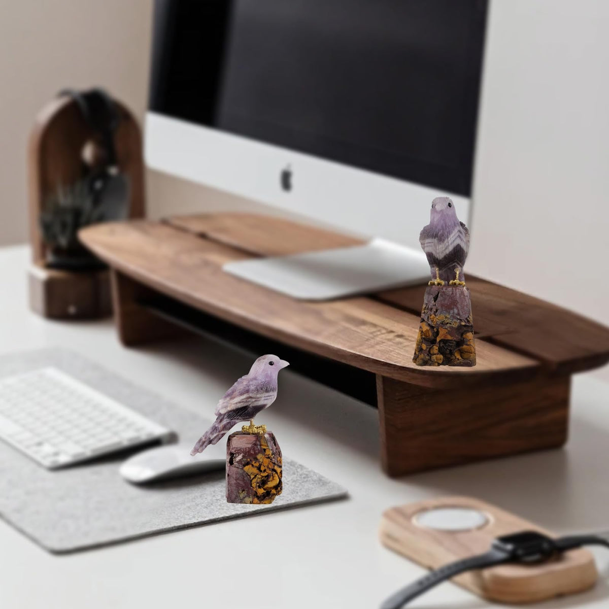 SMQ 2" Amethyst Crystal Magpie Statue, Handmade Bird Figurine Sculpture, Lucky Guardian Statue Healing Crystal Animal Gemstone Office Home Decor Collectibles Gift