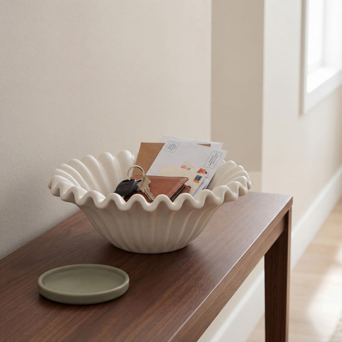 Prygew Large Decorative Bowl, 10 Inch White Ceramic Fruit Bowl for Kitchen Counter, Modern Scalloped Ruffle Key Bowl Decor for Jewelry, Entryway, Dining, Coffee Table
