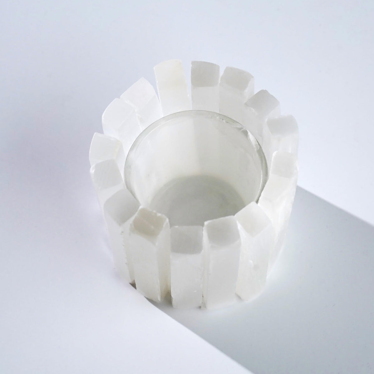 Natural Selenite Candle Holder for Tea Lights Irregularly Arranged Selenite Wand Candlesticks - Elegant Home Decor (Round Candle Holder)