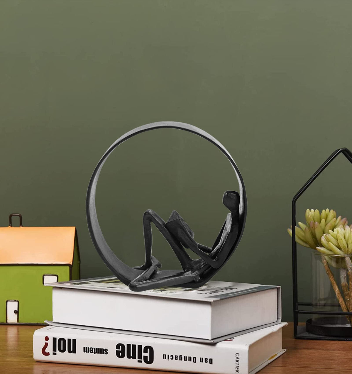 Hanyibao Reading Figurines and Statues - Bookshelf Decorations Objects，Metal Reader Cast Iron Sculpture，Book Lovers Gifts， Modern Art Shelf Décor， Reading Accessories for Book Lovers