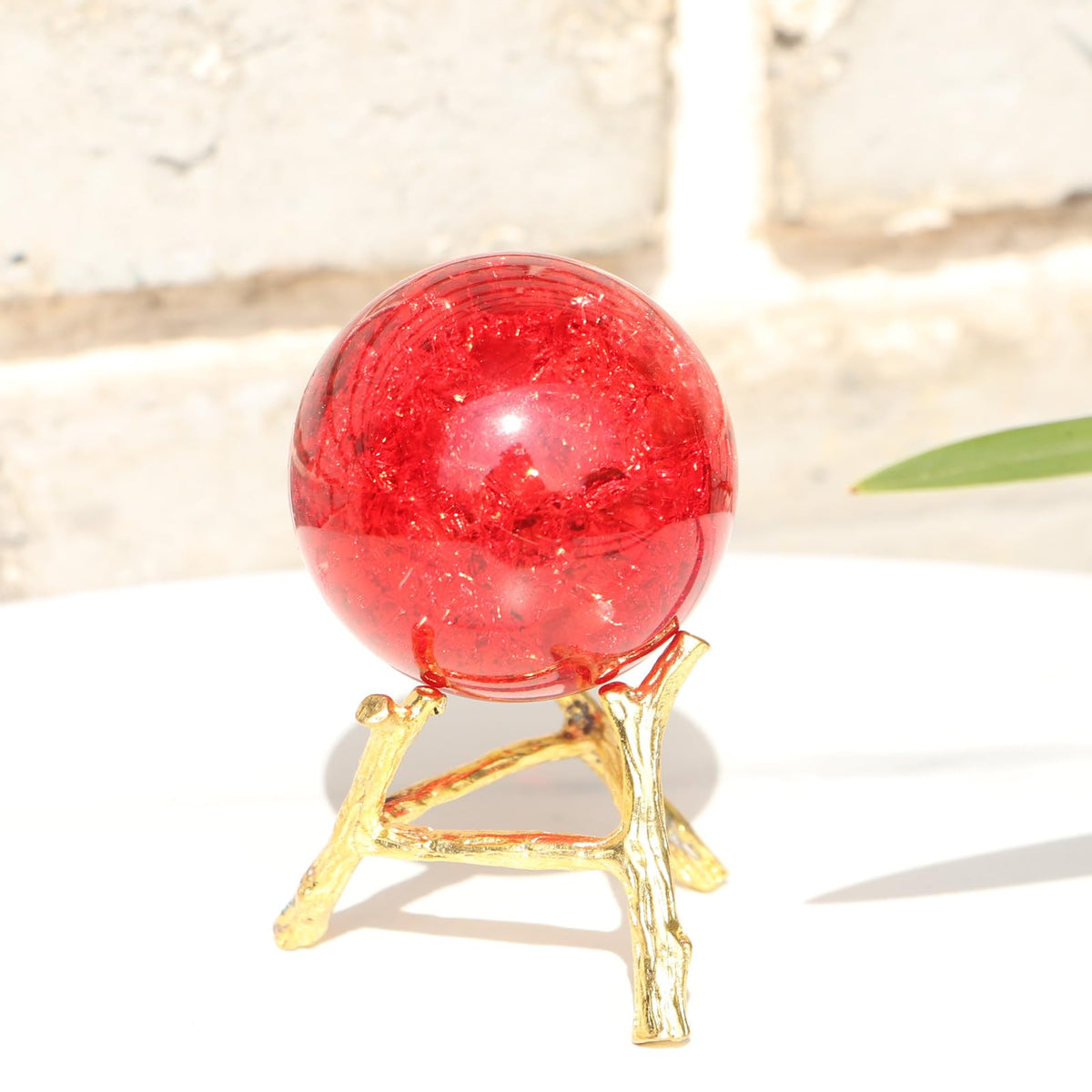 50mm Crystal Ice Cracked Balls with Metal Branches Base Paperweight K9 Glass Decorative Ball Decor for Home Table Room Office Wedding Ornaments (Red)