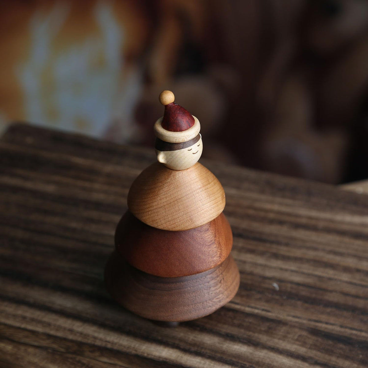 YANISM Christmas Tree Boy Figurine,Wooden Christmas Decoration,Creative Tree & Boy Design,Rustic for Her or Him,Natural Wood Christmas Home Decor