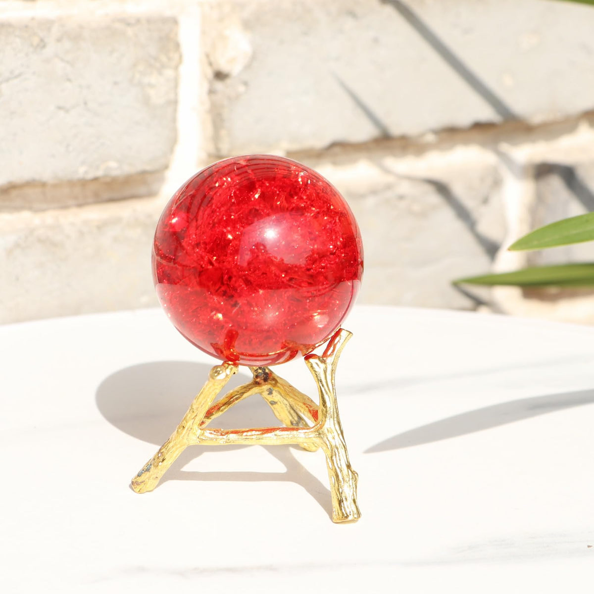 50mm Crystal Ice Cracked Balls with Metal Branches Base Paperweight K9 Glass Decorative Ball Decor for Home Table Room Office Wedding Ornaments (Red)