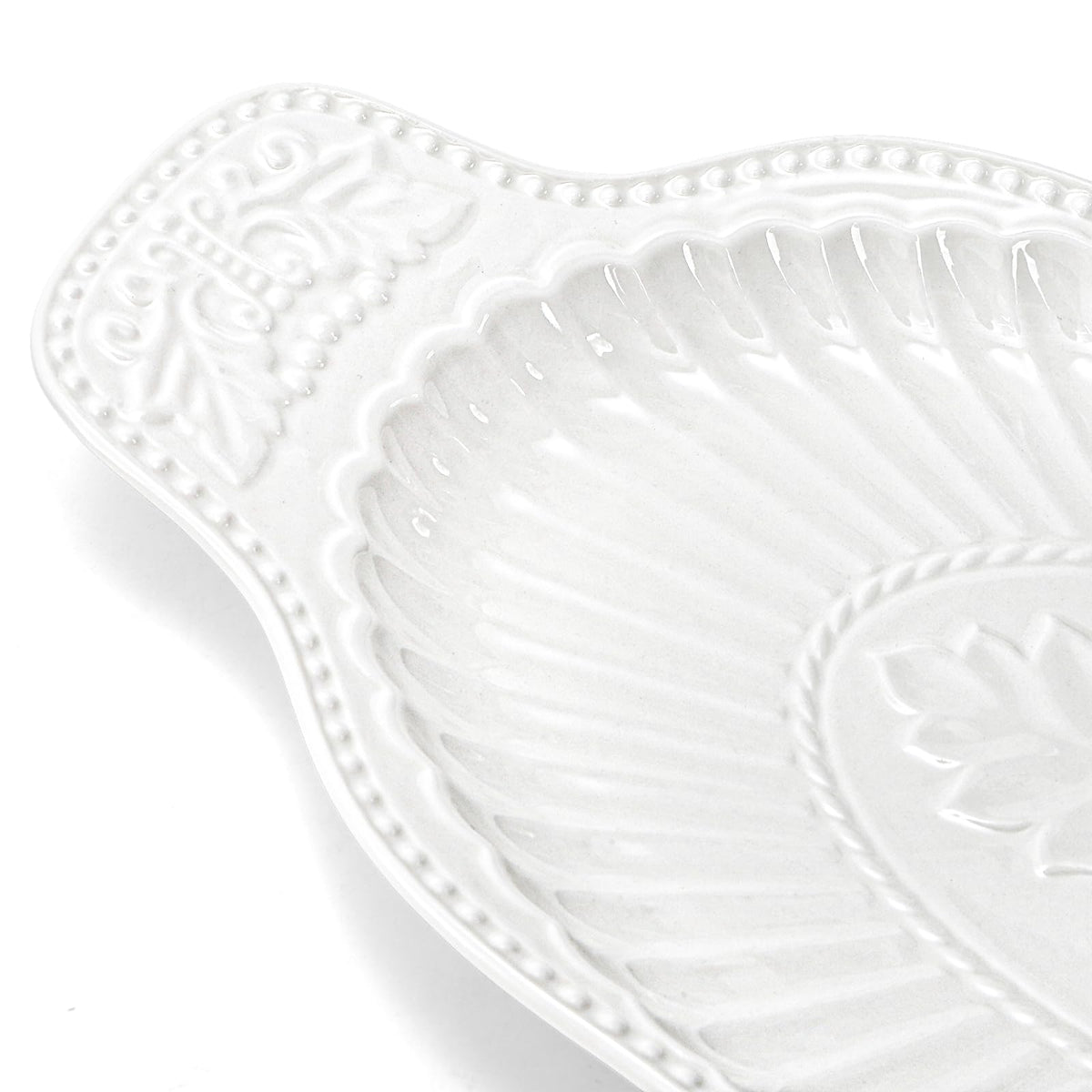 Suwimut 2 Pack Porcelain Oval Serving Platters, 14 Inch Large Embossed White Serving Plates for Entertaining, Oven Safe Stackable Ceramic Dinner Tray for Fish, Meat, Appetizers, Fruits, Dessert