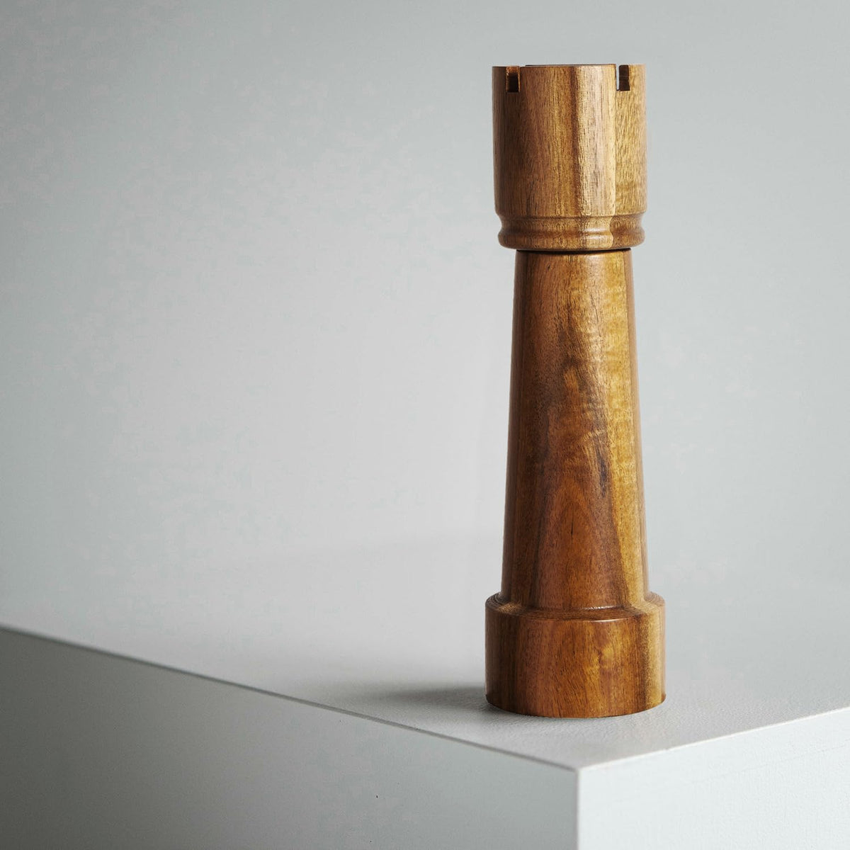 MAITTON Wooden Salt and Pepper Grinder Set Chess Piece Design – Refillable Manual Spice Mills with Adjustable Coarseness, Ceramic Core Acacia Wood 8 Inches