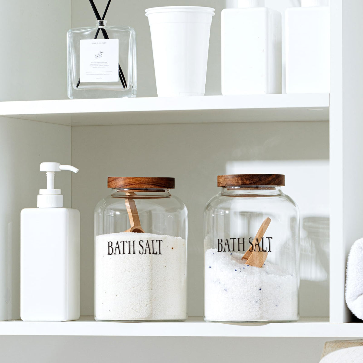 SiliFine 2 Sets 74 oz Glass Bath Salts Jar with Wooden Scoop and Lid, Bath Salt Container for Bathroom Organizers and Storage, Bathtub Accessories for Women Bathroom, Home Decor