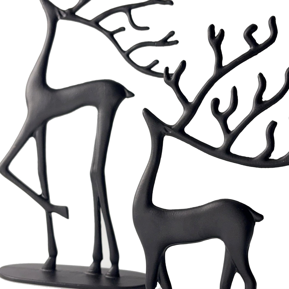 Remenna Modern Reindeer Statues Set of 2 Cast Aluminum Black Deer Sculpture Accent Figurine, Decorative, Christmas Tabletop Ornaments for Mantel Fireplace Living Room Bedroom Home Decor