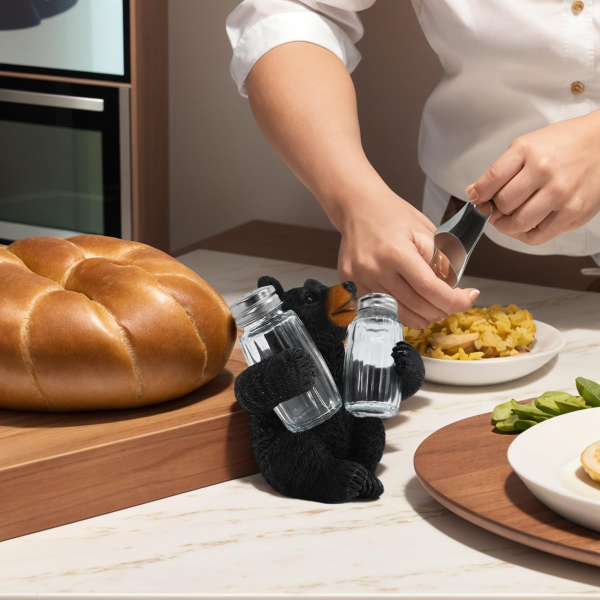 Farmhouse Salt and Pepper Shakers Set Seasoning – Juliahestia Cute Black Bear Cabin Decor for Kitchen Decorations Home Table Unique Animal Ornaments Novelty Figurines Stuff