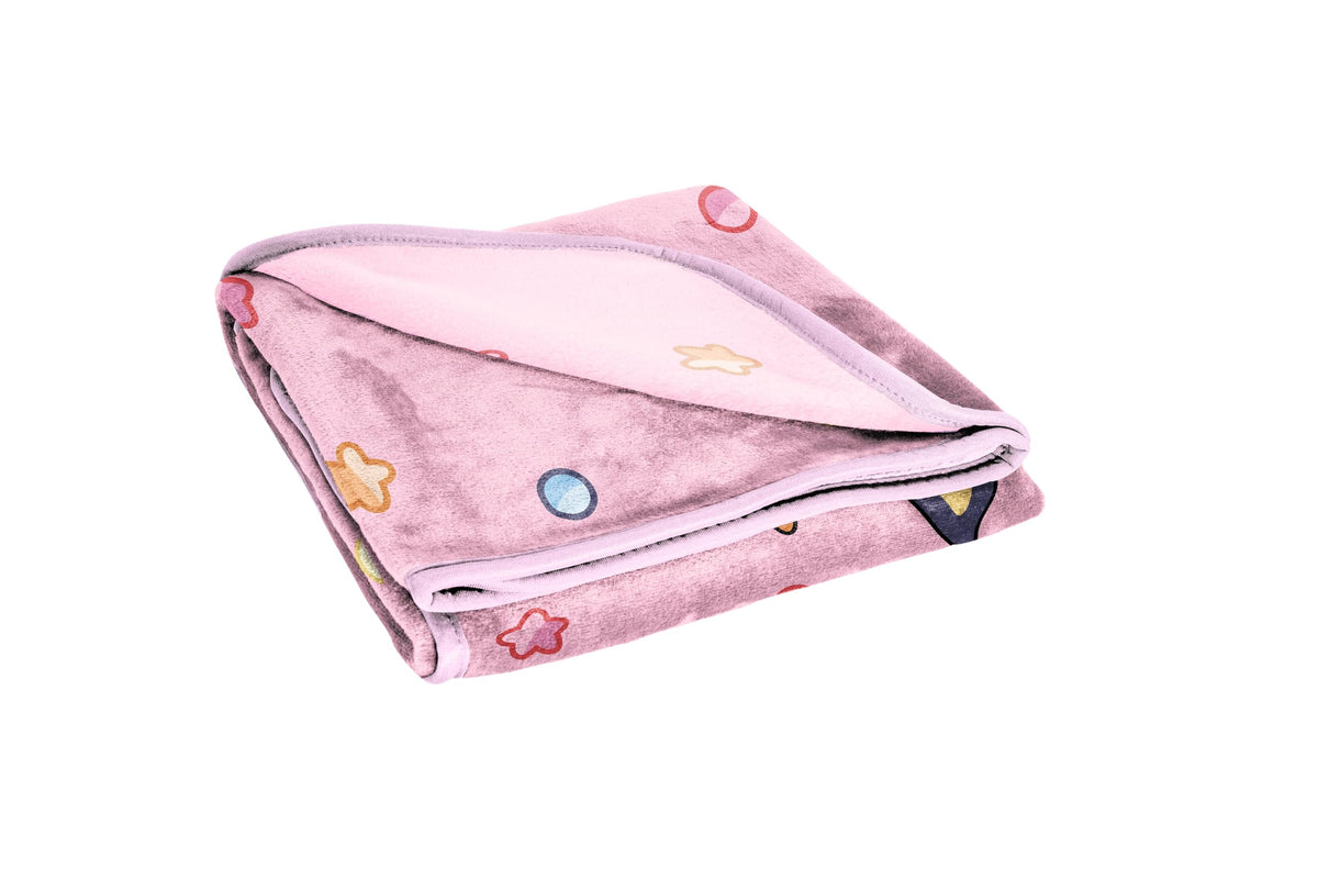Jay Franco Kids Plush Throw Blanket – Soft & Comfy Throw for Couch or Bed – Cozy Home Décor for Living Room & Bedroom, Pink - Bluey, 46x60 - Throw Blanket