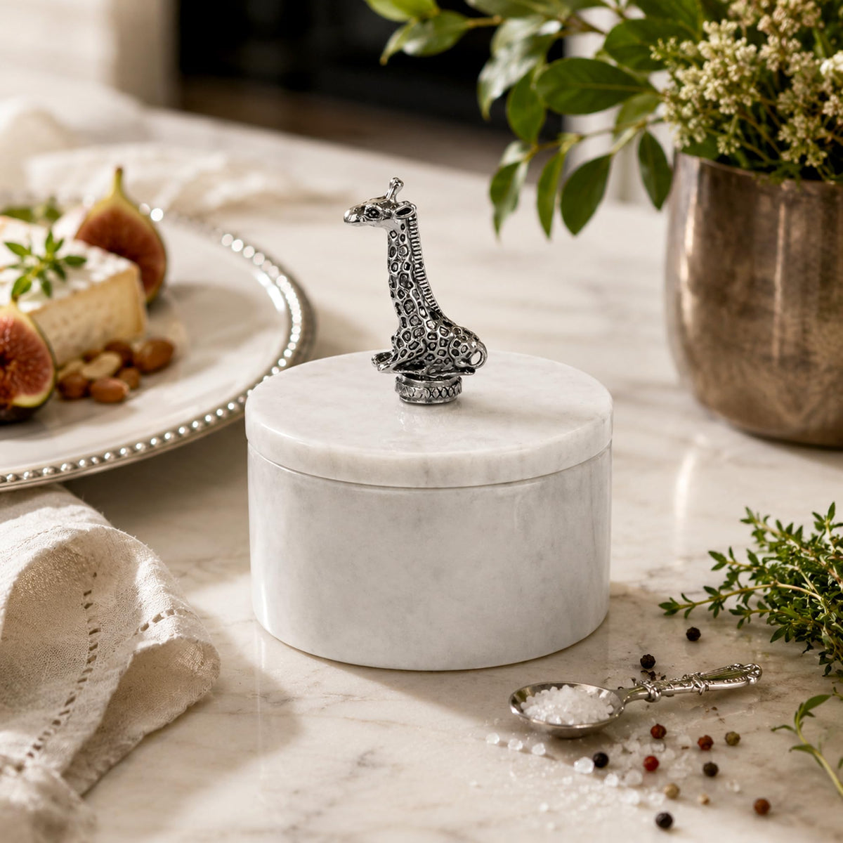 Homestia Natural Marble Spice Cellar with Giraffe Lid, White Stone Salt Box for Pink Himalayan Salt, Sea Salt, Pepper, Herbs and Spices, Elegant Kitchen Countertop Seasoning Container
