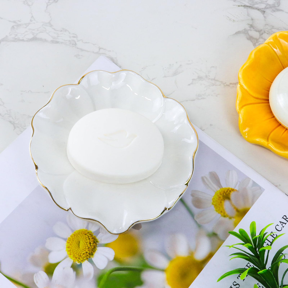 Elegant Bathroom Soap Dish, Inspired by Nature Hibiscus Flower, Ceramic Soap Dish Holder, Self-Draining and Multiple Styles for Bathroom Kitchen Accessories