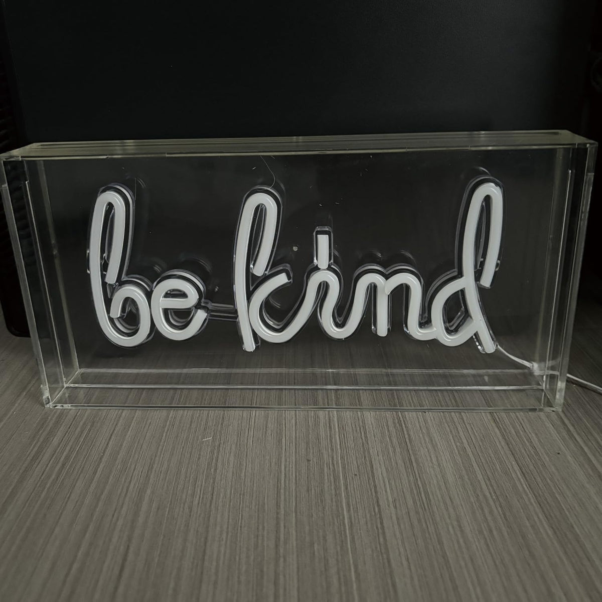 Be Kind Neon Light Sign,3D Standable Neon Marquee Letters Sign for Girls Room Decor Home Bedroom, Pub, Hotel, Beach, Cocktail, Man Cave Gift,USB Powered 11.8"*5.9"*1.7"
