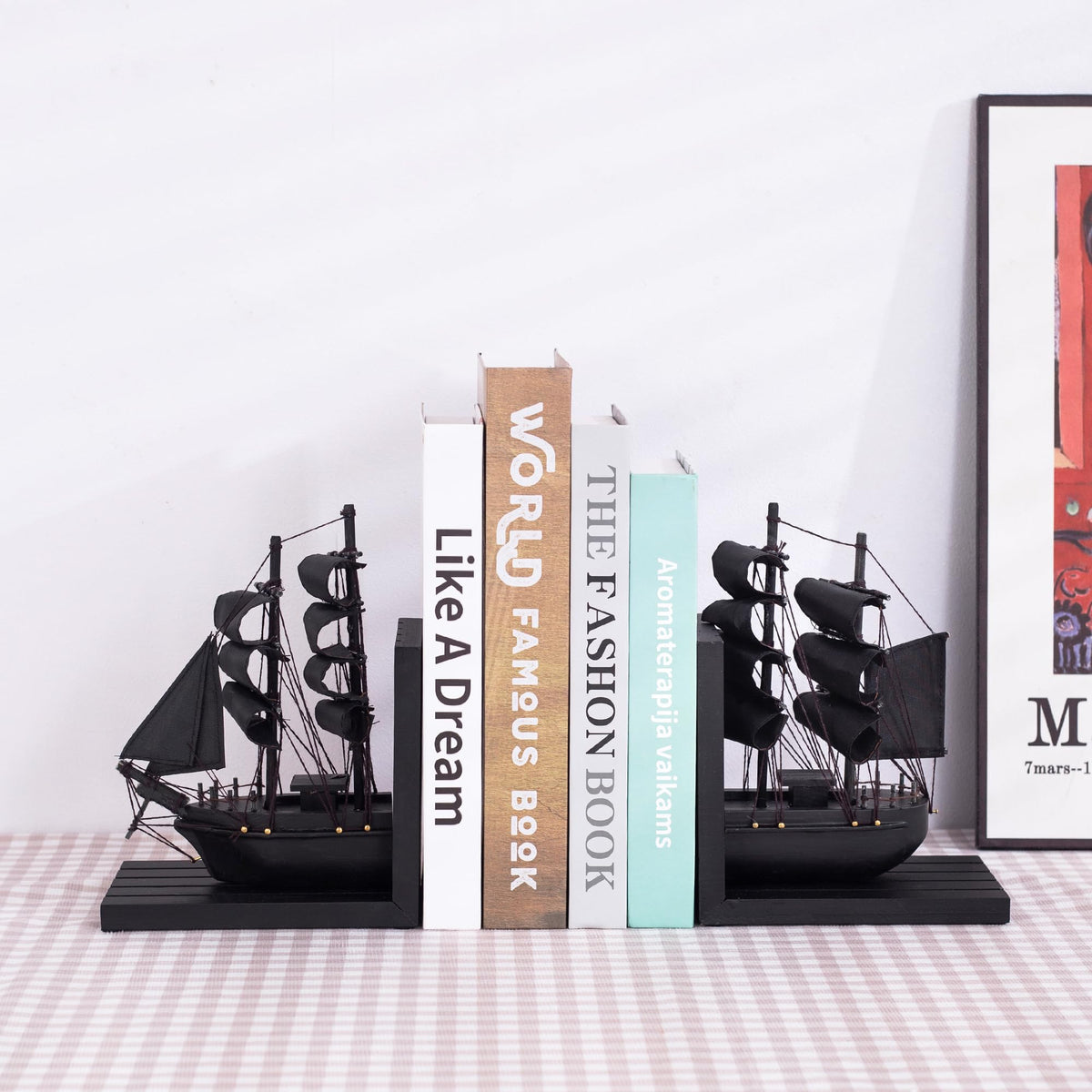 NAUTIMALL Wooden Ship bookends The Black Pearl Pirate 10" Prebuilt Caribbean Coastal Sailboat Decor Nautical Gift for Enthusiasts