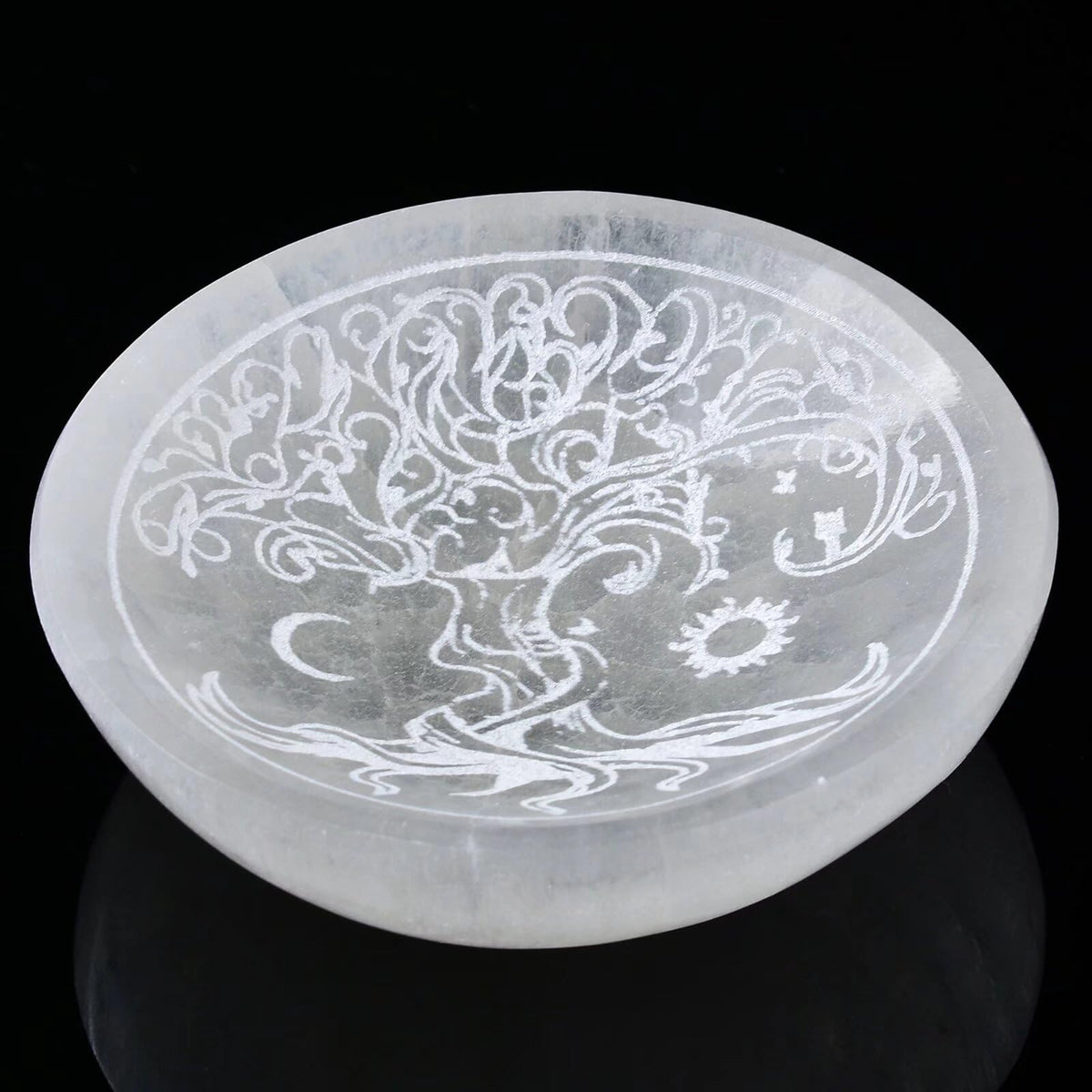 AMOYSTONE Natural Selenite Charging Bowl with Tree of Life Engraving 5.5 Inch Energy Cleansing Crystal Plate for Healing Meditation and Spiritual Home Decor