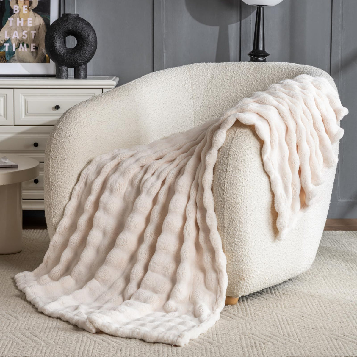 Off White Faux Fur Throw Blanket for Couch, Soft Fluffy Bubble Blanket for Bed Sofa, Thick Warm Plush Fuzzy Rabbit Fur Blanket for Fall and Winter, 50"X 60"