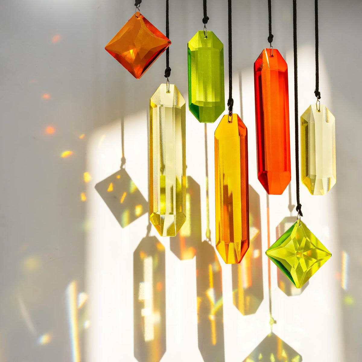 HDCRYSTALGIFTS 7PCS Crystal Prisms Suncatcher for Window Hanging, Rainbow Sun Catchers Indoor Window, Home Garden Thanksgivng Day Christmas Decorations (Season Design)
