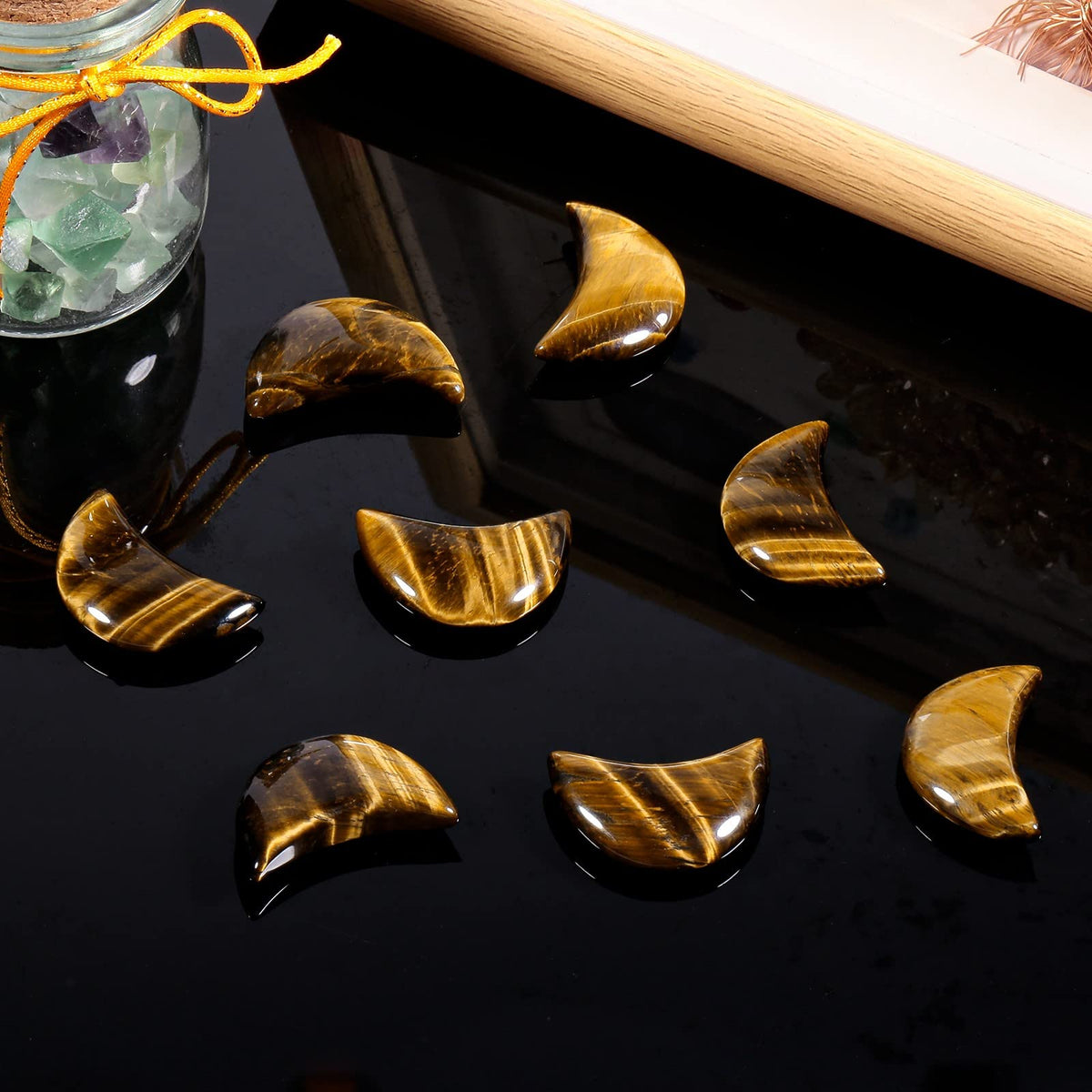 Nupuyai 6Pcs Crescent Moon Healing Crystal Stones for DIY Jewelry Making/Home Office Decoration, Pocket Palm Stones for Massage/Relaxation/Chakra Balancing