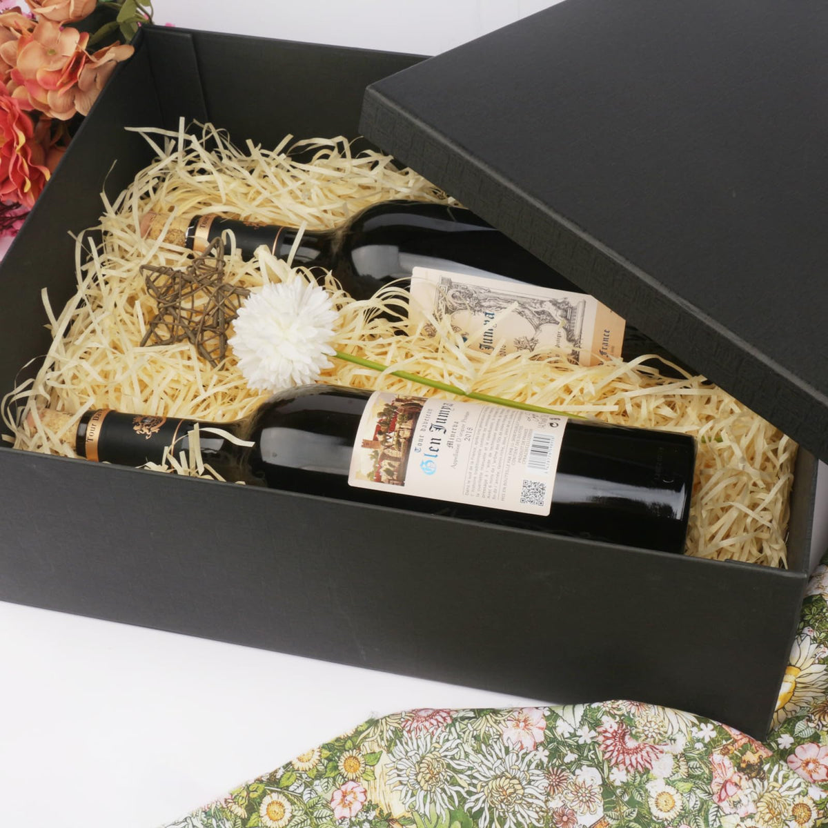YINUOYOUJIA Large Gift Box 16.5x13x5.5 inches,Black Gift Boxes with Lids for Presents,Birthday,Valentine's Day,Mother's Day,Christmas,Anniversary