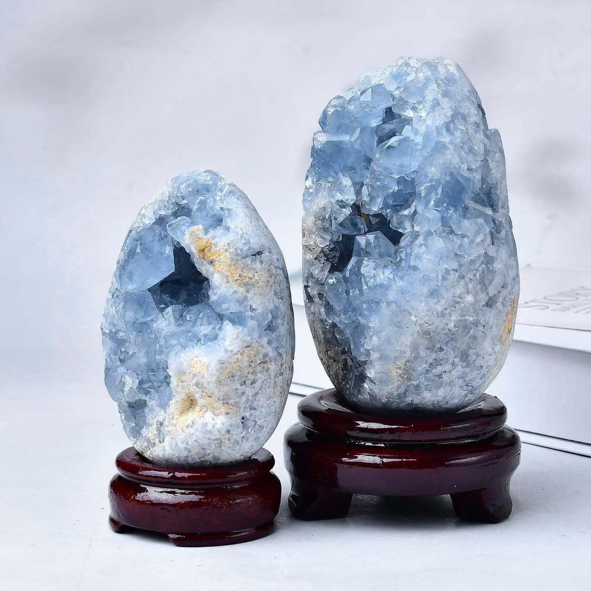 FZBHRO Natural Blue Celestite Geode Egg Healing Crystal Stone Collection Mineral Specimen with Stand Home Office Decor 1.7-2.2 Pound