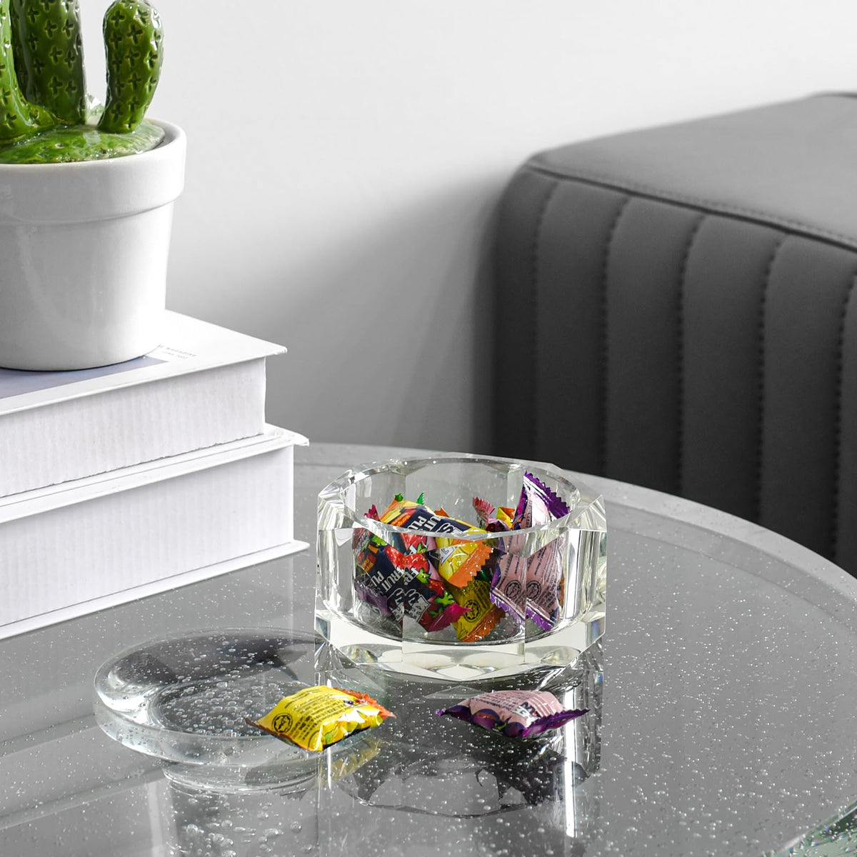 kitCom Crystal Candy Dish Hand-Cut Home Decorative Jewelry Box Candy Jar W 3.94" x H 1.97", Comes With Gift Box
