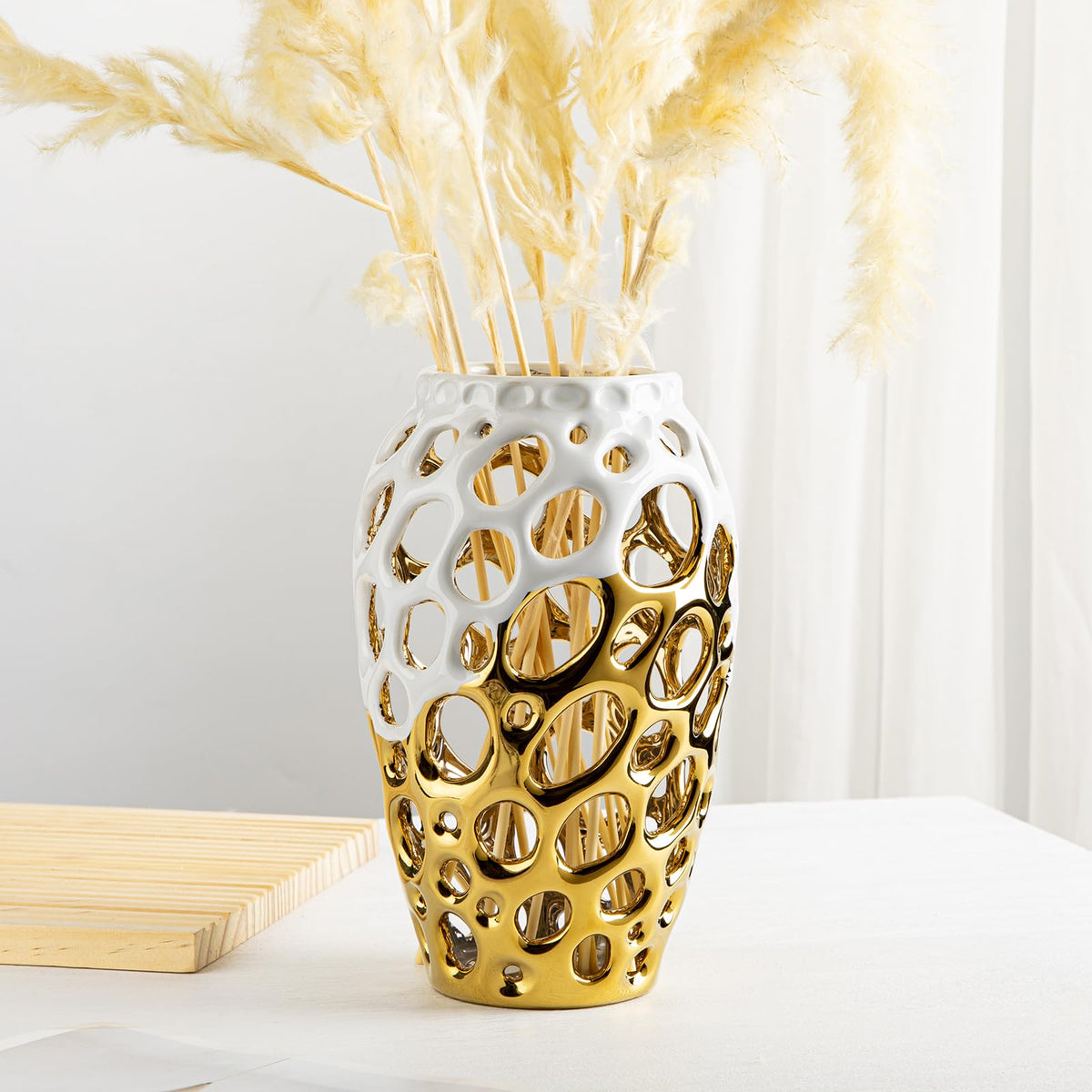 White and Gold Vases for Centerpieces, Openwork Ceramic Flower Vase 8.7" Hollowed Decorative Pampas Grass Vase Gold Table Decor for Home Living Room Dinner Room Bedroom Office Wedding