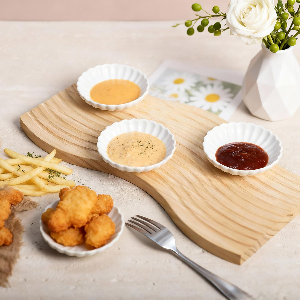 Gaolinci 3.5 Inches Flower Shape Ceramic Sauce Dish,Mini Side Seasoning Dish,Snack Serving Dishes,Porcelain Small Saucer Set(Set of 4)