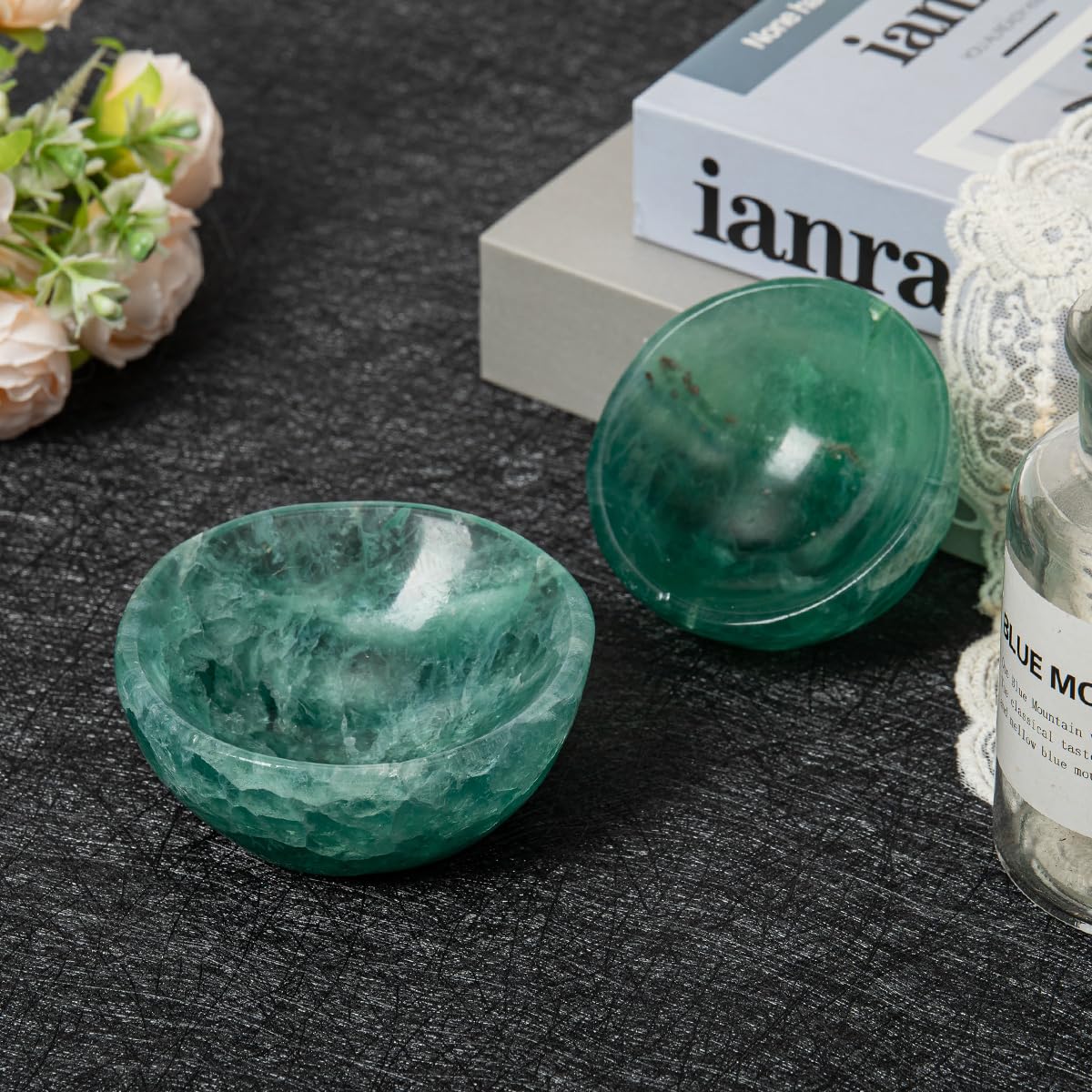 MOGEMT Natural Green Fluorite Crystal Bowl Hand-Carved Round Fluorite Crystals Gemstone Bowl Reiki Healing Home Decoration Gift 3.5-4"