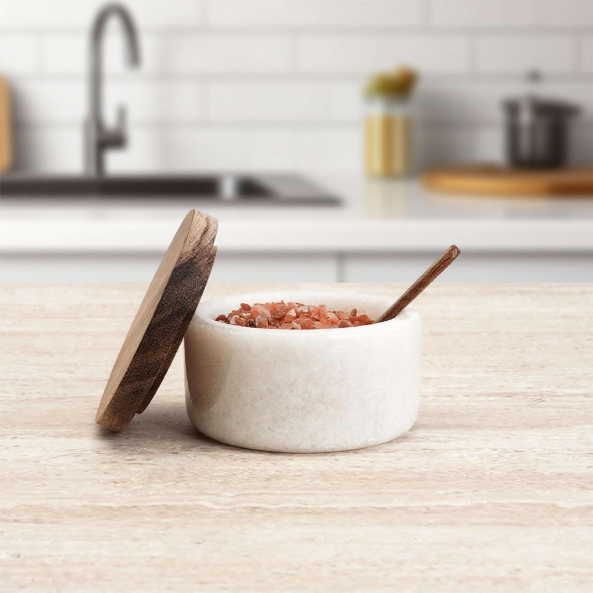 seicasaya Marble Salt Cellar with Acacia Wood Lid and Spoon – 4-inch Salt Box with Spoon Slot, Kitchen Spice Container for Salt, Sugar, or Spices (White)