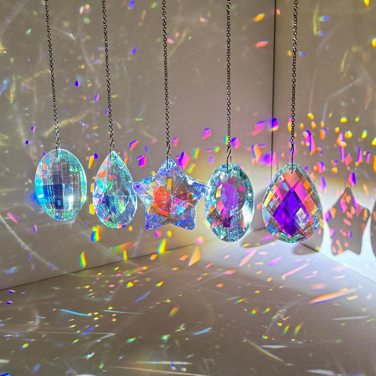 5PCS Crystal Sun Catcher Prisms,Rainbow Maker for Room, Windows,Garden Fantasy Aesthetic Home Decor,Hanging Suncatchers with Glass Prism (Star)