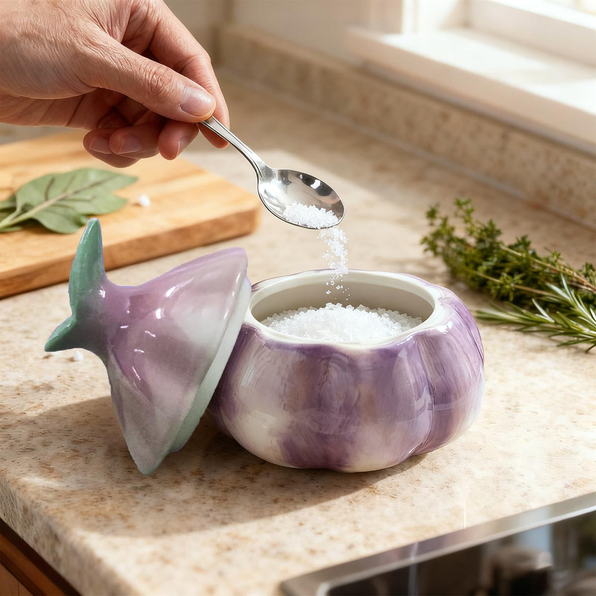 HELAIMAY Garlic Shaped Ceramic Salt Cellar with Lid, Spices Storage Container, Coffee, Sugar, Spices and Candies, Salt Containers for Countertop, 1 Piece