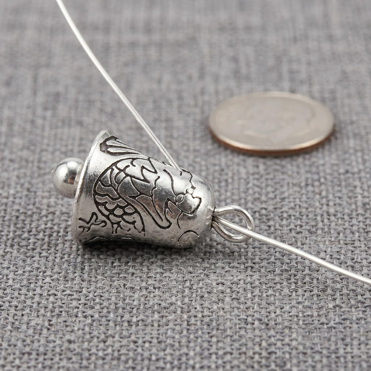 EXCEART 20pcs Tibetan Silver Bell Charms Pendants Antique Christmas Jingle Bells Spacer Beads for Door Hangers Xmas Tree Pendant Wreath Decor Holiday Jewelry Making