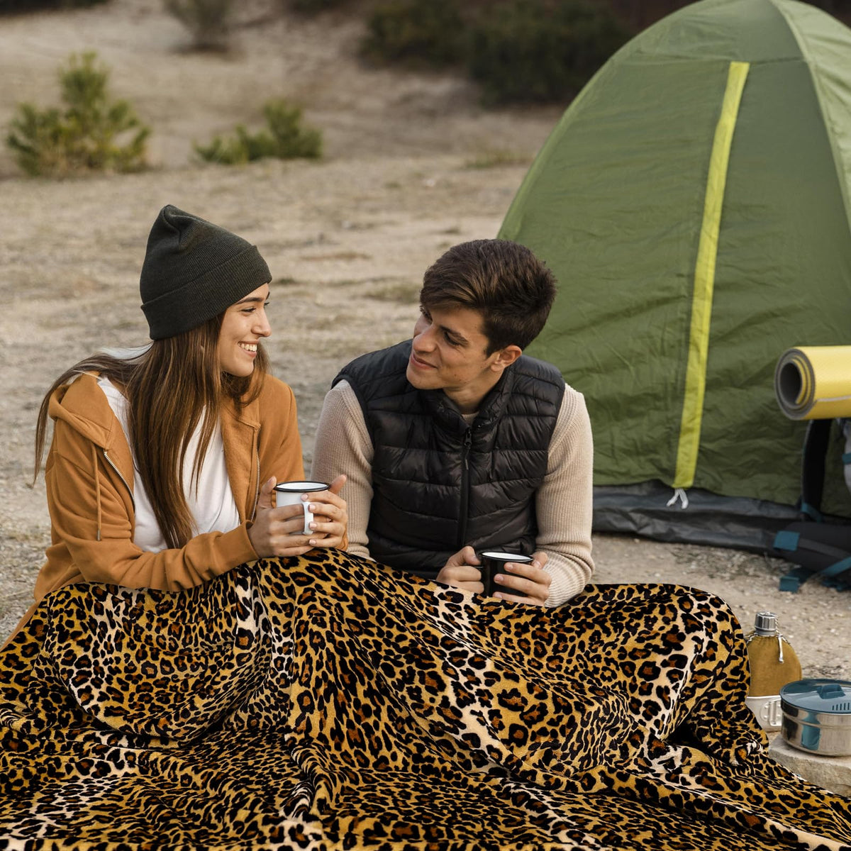 Bnuitland Leopard Print Fleece Flannel Throw Blanket, 300 GSM Double Sided Cheetah Print Blanket for Bed Sofa Couch Travel, Super Soft Fuzzy Fluffy Lightweight for Adults and Kids, 50×60 inch