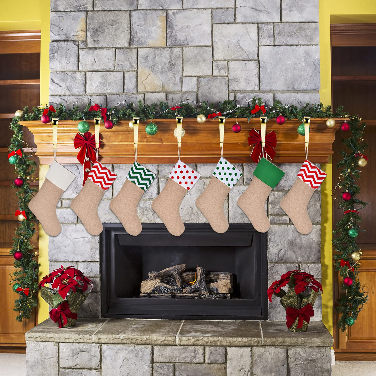 Sunshane 7 Pieces Christmas Stocking Holders Mantel Hanger Hooks Xmas Mantle Grips Set Safety Hang Stocking Clips for Christmas Party Decoration (Gold)