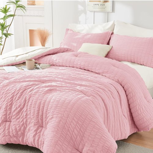 HYMOKEGE California King Comforter Set - Luxurious 7-Piece Seersucker Bedding in Pink/Ivory