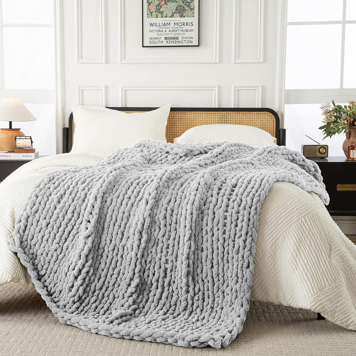 Ultra Soft Chunky Knit Throw Blanket 50x70 Hand Knitted Warm Chenille Throw Blanket, Home Decor Soft Thick Yarn Cable Knit Blanket Breathable Fleece Banket Christmas for Couch Bed Sofa Best Gift