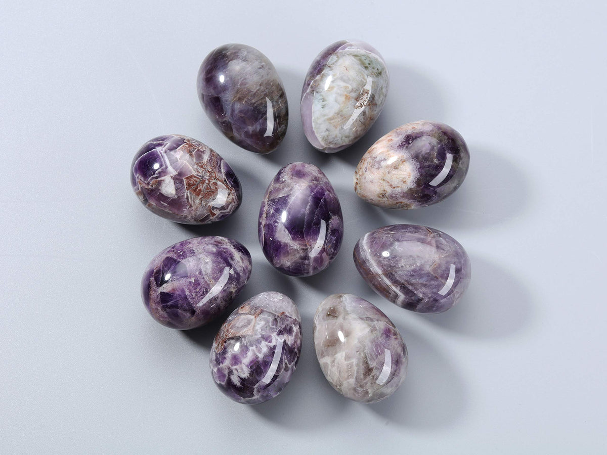 Top Plaza Healing Crystals Amethyst Stone Decors Carved Polished Natural Gemstone Egg Statue Figurines with Acrylic Stand Home Living Room Bedroom Room Decoration