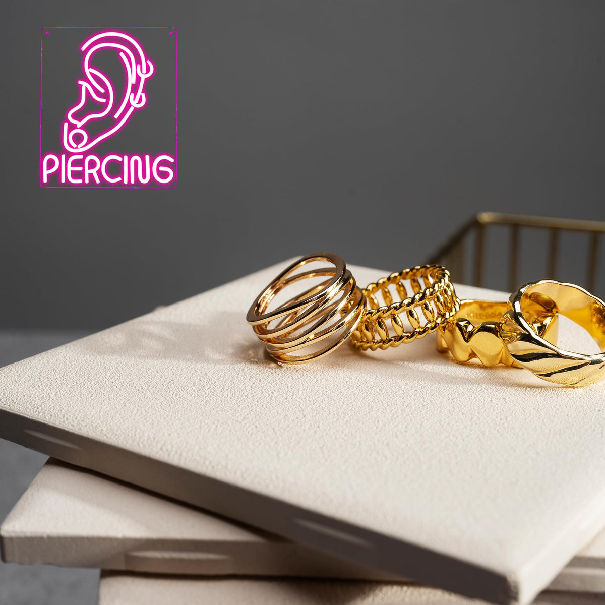 Ear Piercing Neon Sign, Cool Pink Dimmable LED Creative Ear Earring Neon Light, Tattoo Studio Barber Salon Massage SPA Shop Neon Light Decoration, Suitable Gift For Young People And Girls(13 * 11in)