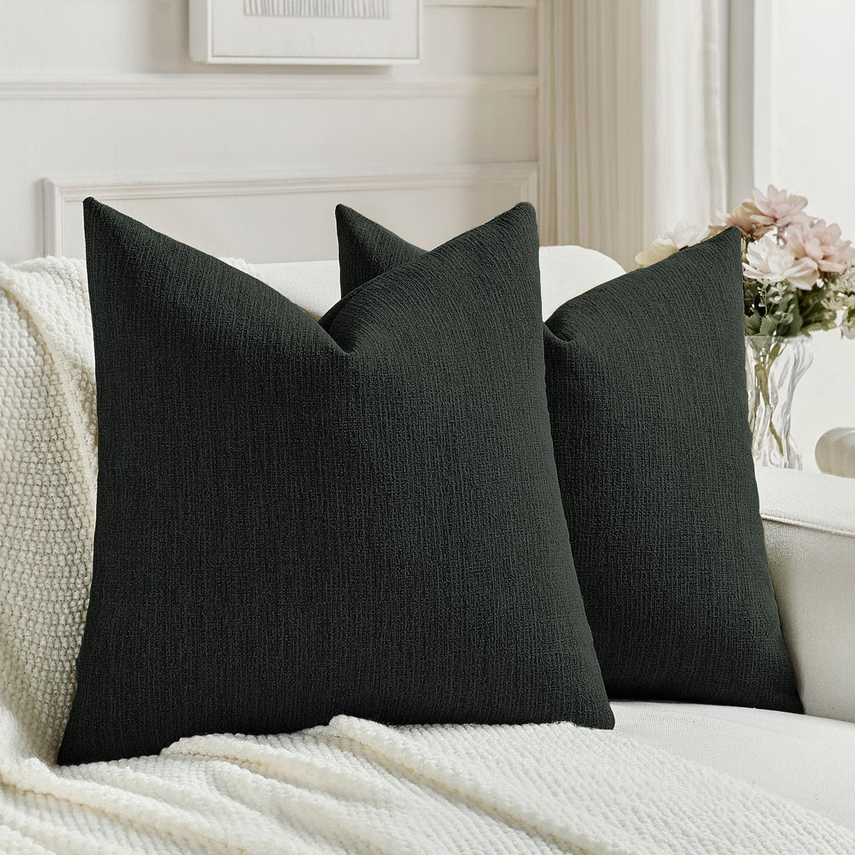 FUTEI Pack of 2 Chenille Decorative Throw Pillow Covers 18x18 Inch,Soft Cozy Faux Linen Textured Cushion Case,Farmhouse Home Decor for Couch Living Room,Black