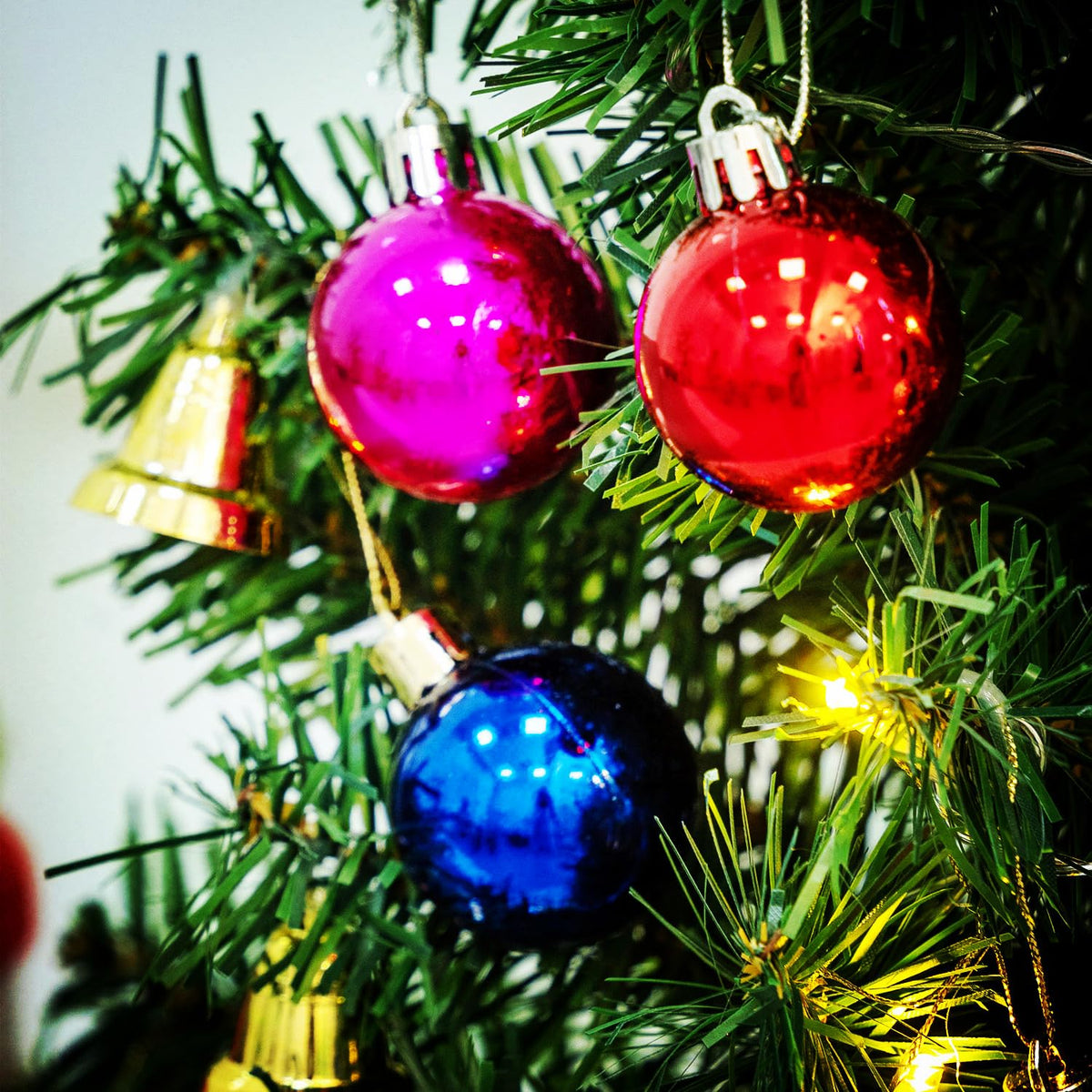 Mini Christmas Tree Small Christmas Tree with LED Lights Ornaments Tabletop Artificial Christmas Decorations Indoor Christmas Decor 24"/60cm 2025 New