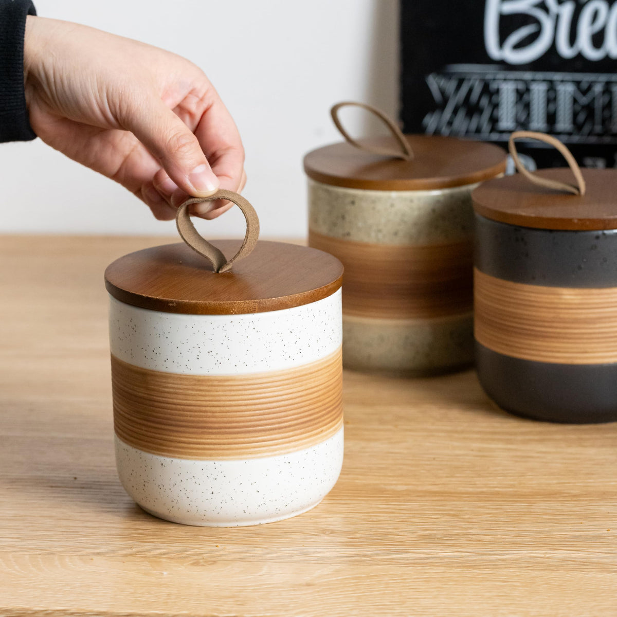 Miamolo Spice Jars with Lid, Coffee Container Kitchen Food Storage Jars for Spice Sugar Tea Bag, Stackable Decorative Jars for Countertop, White & 37 fl.oz
