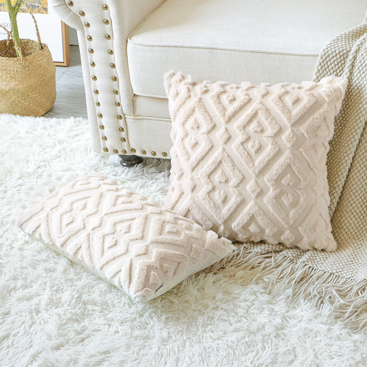 Artscope Pack of 2 Soft Plush Short Wool Velvet Decorative Throw Pillow Covers Luxury Style Cushion Covers European Pillow Shell for Sofa Bedroom Diamond Shape Cream Beige, 16x24 Inch