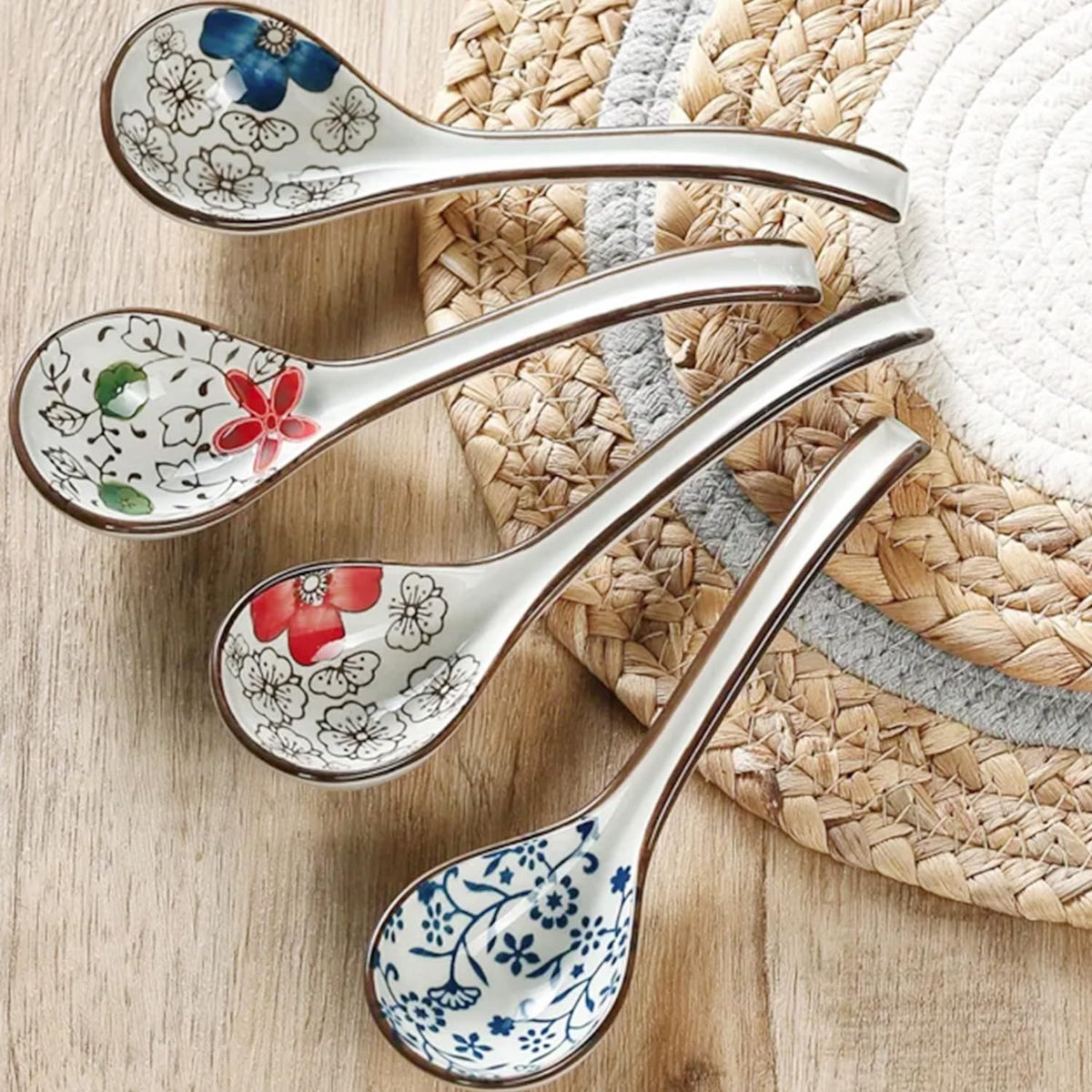 4 PCS Soup Spoons,Japanese Spoons,Ceramic Spoons, Chinese Asian Spoon Ramen Spoons, Pho Spoons for Ramen, Vietnamese Wonton, Dumpling Pho Miso Rice Noodle Soup Spoons - Set of 4